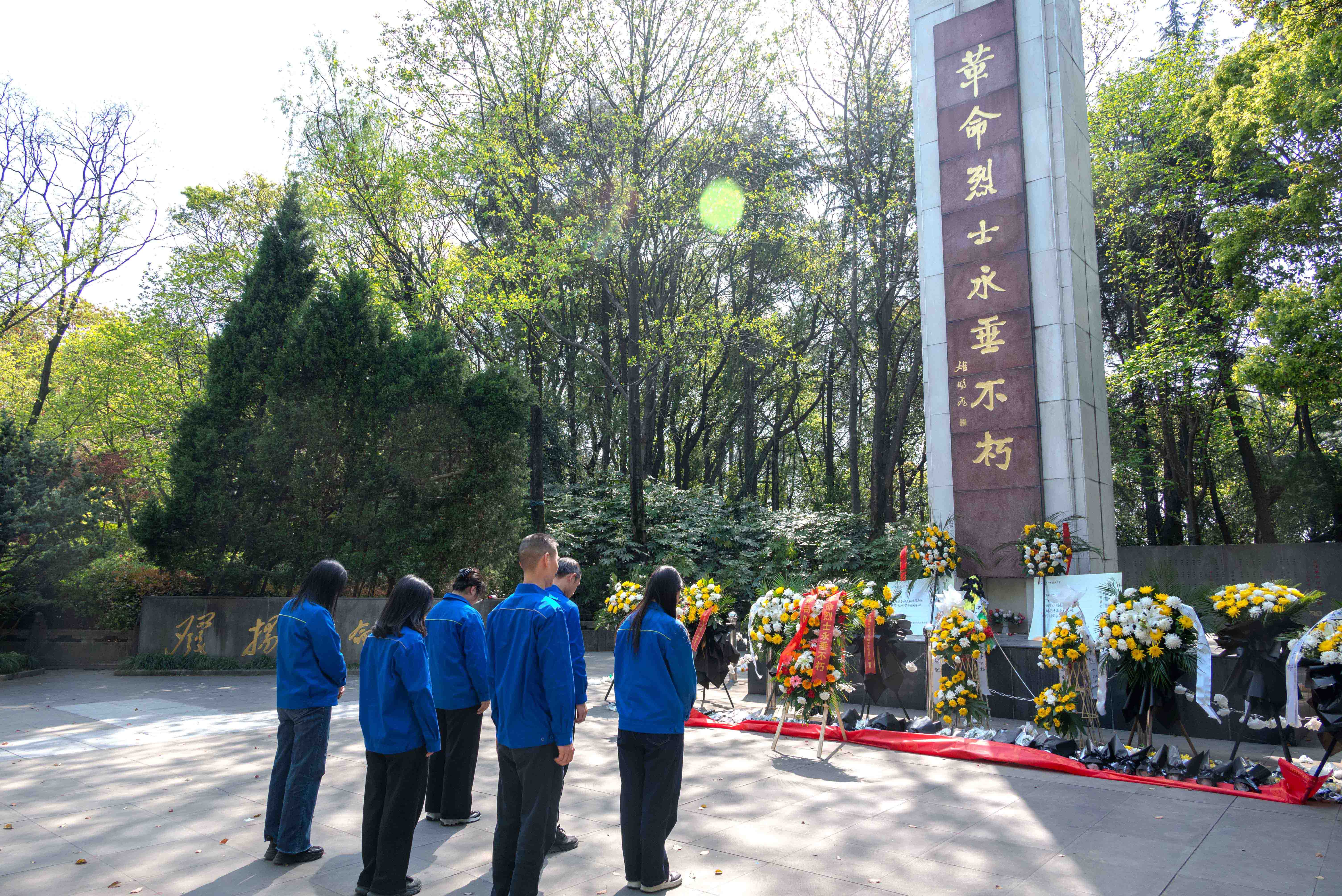 革命烈士纪念碑-1.jpg