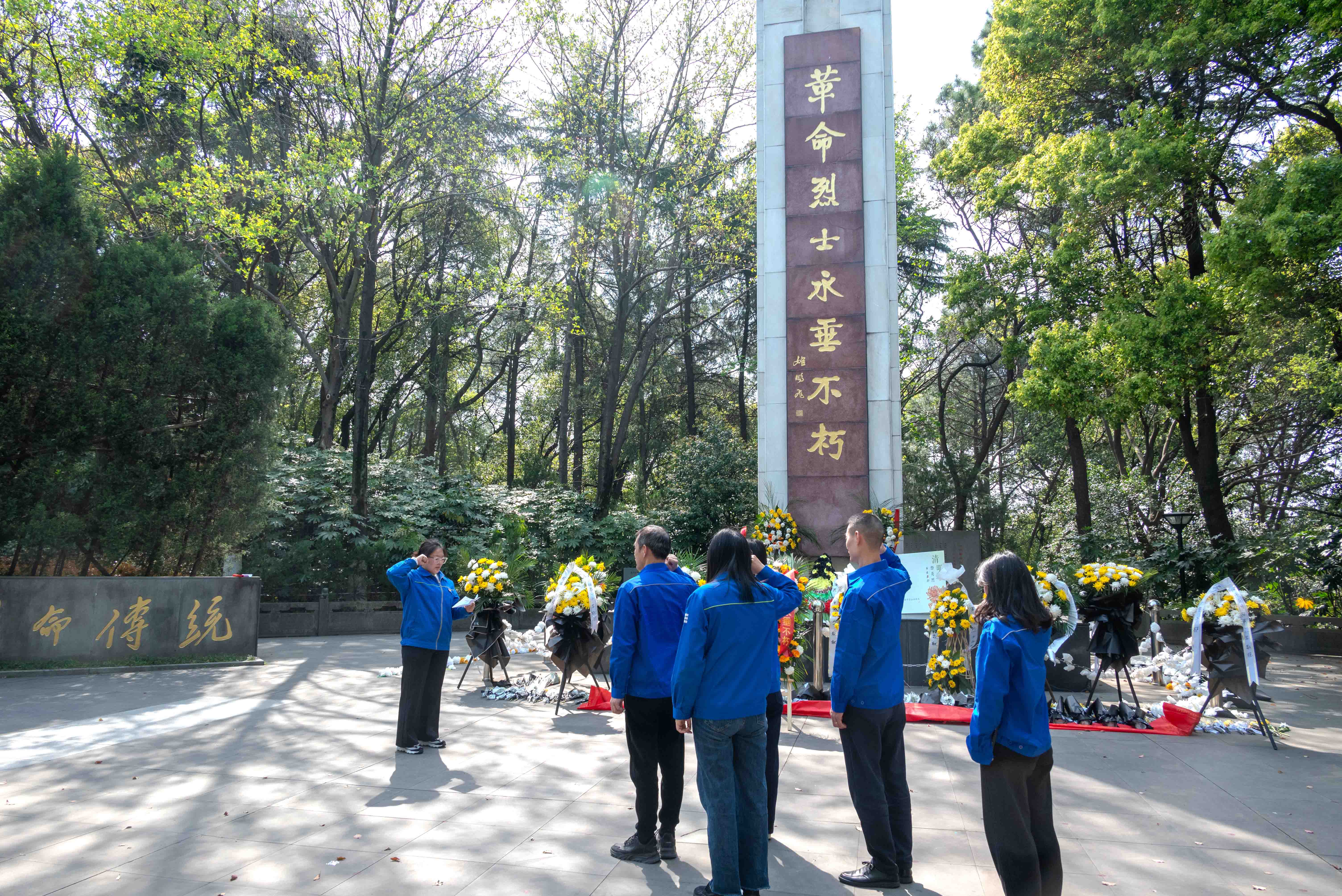 革命烈士纪念碑-2.jpg